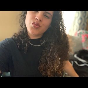 Meet your Posher, Sierra